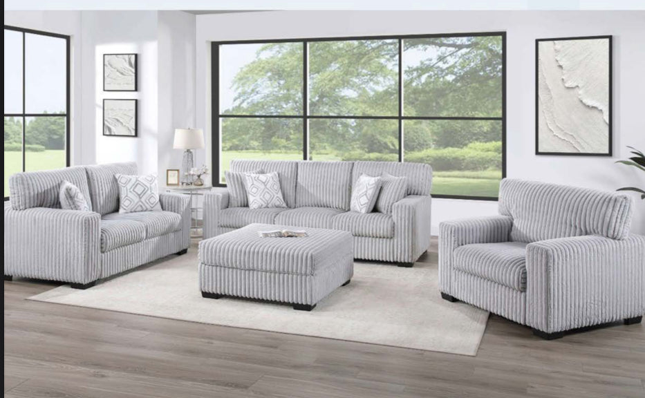 Large Living Room Set W/ Ottomon